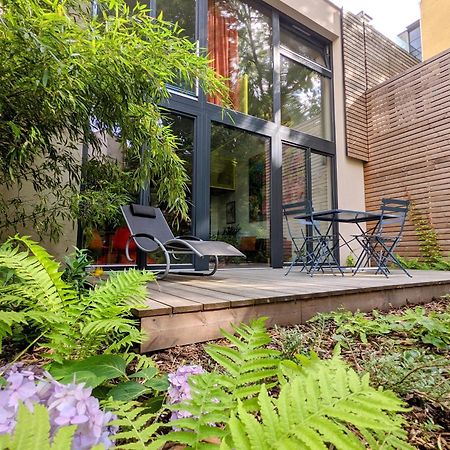 Romantic And Atypical Apartments In Prague'S Montmartre Exterior photo