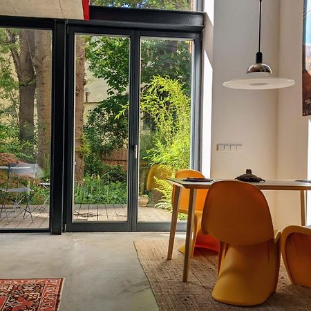 Romantic And Atypical Apartments In Prague'S Montmartre Exterior photo