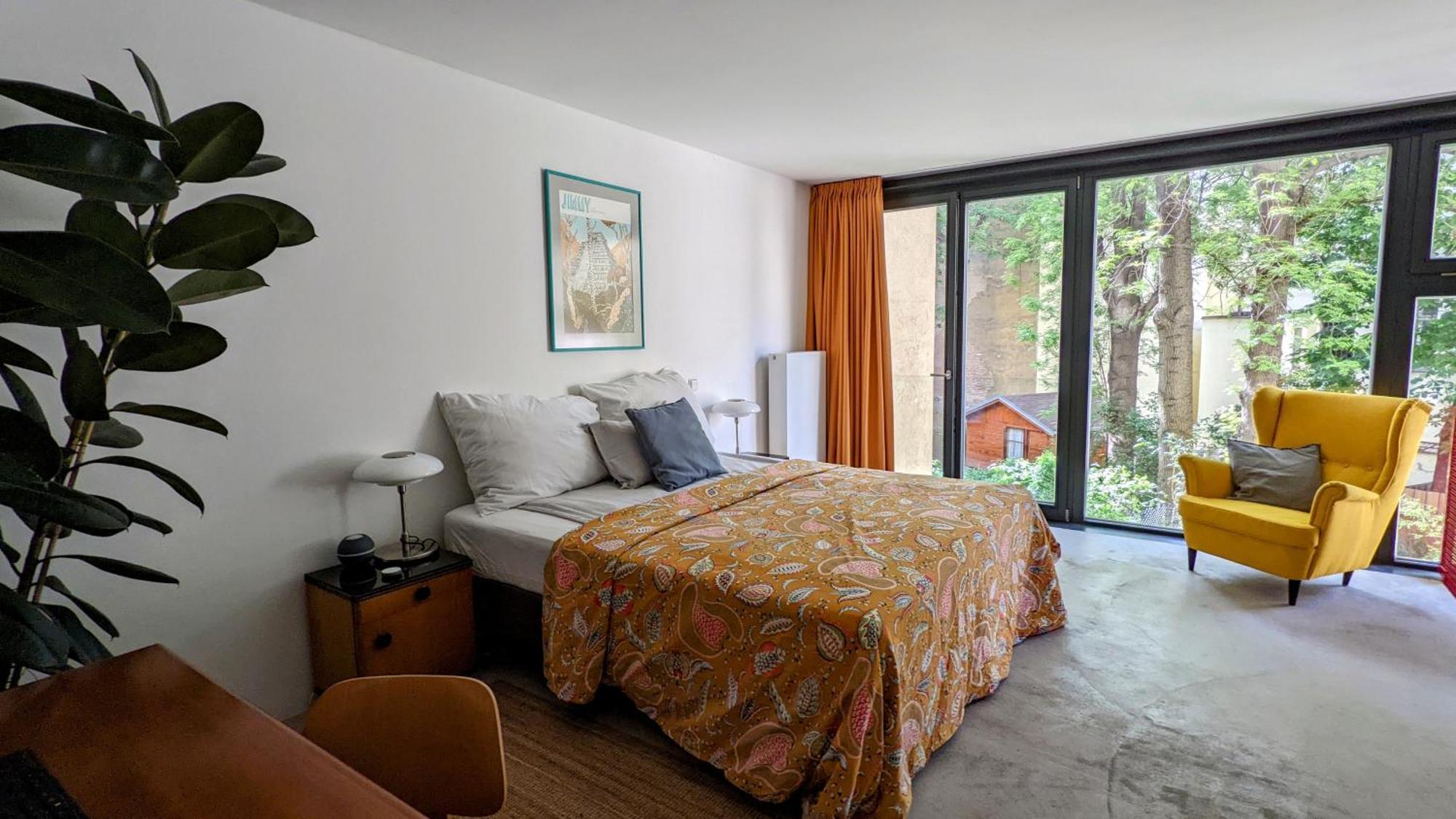 Romantic And Atypical Apartments In Prague'S Montmartre Exterior photo